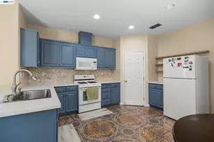 687 Rockspray Cir, Pittsburg, CA 94565 - Photo 10