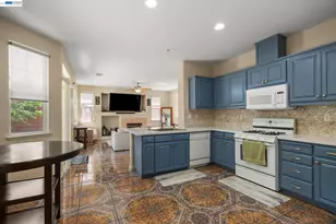 687 Rockspray Cir, Pittsburg, CA 94565 - Photo 12