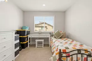 24541 Blossom Acre Wy, Hayward, CA 94544 - Photo 32