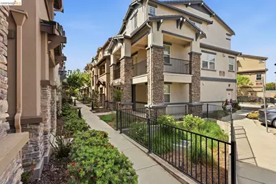 24541 Blossom Acre Way, Hayward, CA 94544 - Photo 2