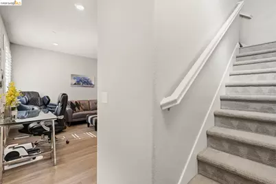 24541 Blossom Acre Way, Hayward, CA 94544 - Photo 18