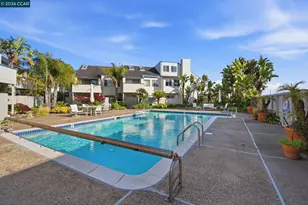 450 Cola Ballena, Alameda, CA 94501 - Photo 30