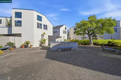 450 Cola Ballena #G, Alameda, CA 94501 - Photo 32