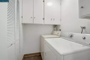 450 Cola Ballena, Alameda, CA 94501 - Photo 18