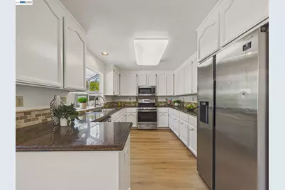 66 Sparrow St, Livermore, CA 94551 - Photo 14