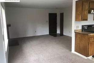 3701 Colonial Dr, Modesto, CA 95356 - Photo 2