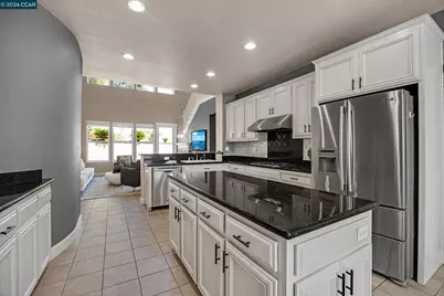 1224 Bridlewood Ct, Clayton, CA 94517 - Photo 12