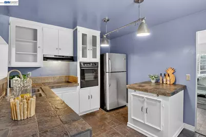 2541 Marina Blvd, San Leandro, CA 94577 - Photo 40