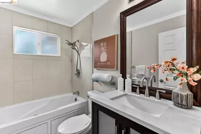 4162 Piper Dr, San Jose, CA 95117 - Photo 24