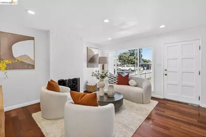 4162 Piper Dr, San Jose, CA 95117 - Photo 2