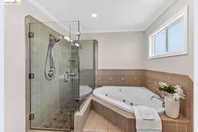 4162 Piper Dr, San Jose, CA 95117 - Photo 18