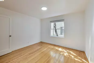 1207 University Ave, Berkeley, CA 94702 - Photo 24