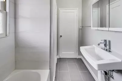 1207 University Ave, Berkeley, CA 94702 - Photo 36