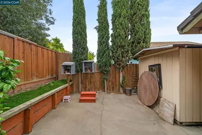 207 Babbling Brook Way, Pittsburg, CA 94565 - Photo 30