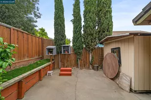 207 Babbling Brook Way, Pittsburg, CA 94565 - Photo 30