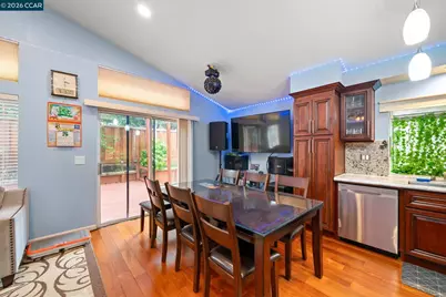 207 Babbling Brook Way, Pittsburg, CA 94565 - Photo 16