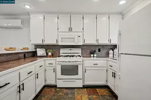 2165 James St, Martinez, CA 94553 - Photo 8