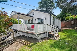 2165 James St, Martinez, CA 94553 - Photo 2