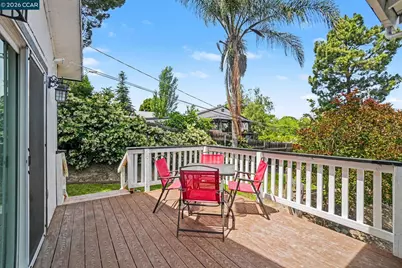2165 James St, Martinez, CA 94553 - Photo 16