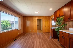 404 Bradrick Dr, San Leandro, CA 94578 - Photo 4