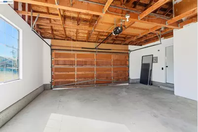 29 Captains Dr, Alameda, CA 94502 - Photo 36