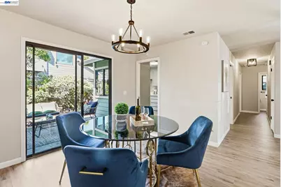 29 Captains Dr, Alameda, CA 94502 - Photo 12