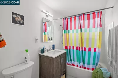 84 Monte Vista Ave, Oakland, CA 94611 - Photo 20
