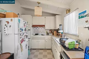 84 Monte Vista Ave, Oakland, CA 94611 - Photo 14