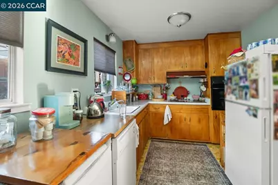 84 Monte Vista Ave, Oakland, CA 94611 - Photo 10