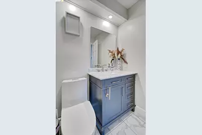 11550 Skyline Blvd, Oakland, CA 94619 - Photo 22