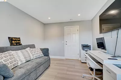 11550 Skyline Blvd, Oakland, CA 94619 - Photo 20