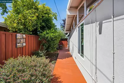 27621 Loyola Ave, Hayward, CA 94545 - Photo 16