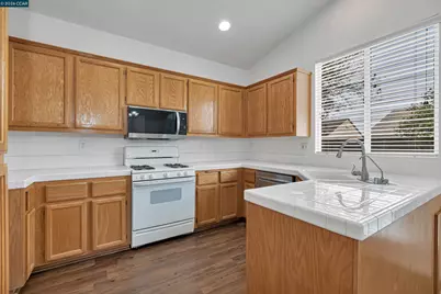 686 Anderson Way, Rio Vista, CA 94571 - Photo 12