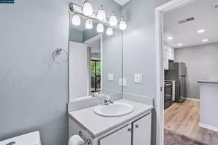 2450 Walters Way, Concord, CA 94520 - Photo 10