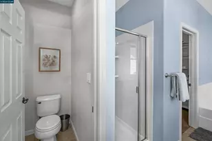 2081 Tsushima St, Hercules, CA 94547 - Photo 36