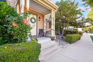 2081 Tsushima St, Hercules, CA 94547 - Photo 4