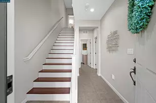 2081 Tsushima St, Hercules, CA 94547 - Photo 8