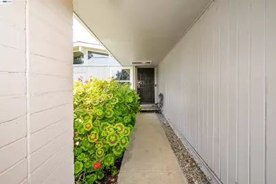 1727 Southgate St, Hayward, CA 94545 - Photo 12