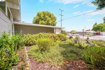 1727 Southgate St, Hayward, CA 94545 - Photo 14