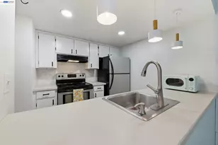 5649 Evergreen Terrace, Fremont, CA 94538 - Photo 14