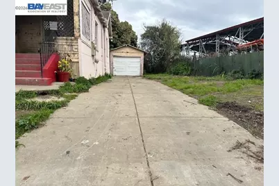 1024 50th Ave, Oakland, CA 94601 - Photo 18