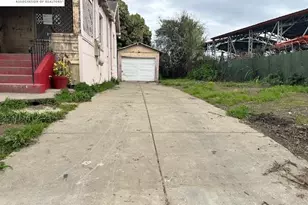 1024 50th Ave, Oakland, CA 94601 - Photo 18