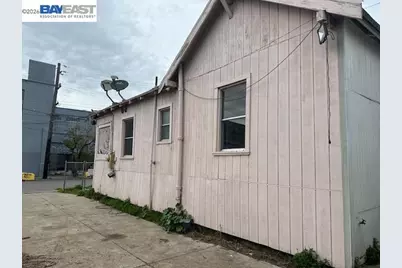 1024 50th Ave, Oakland, CA 94601 - Photo 14