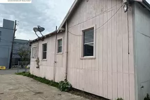 1024 50th Ave, Oakland, CA 94601 - Photo 14