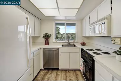1501 Ptarmigan Dr #6B, Walnut Creek, CA 94595 - Photo 14