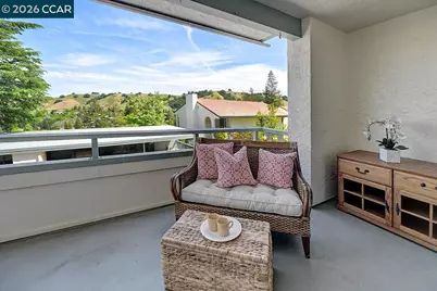 1501 Ptarmigan Dr #6B, Walnut Creek, CA 94595 - Photo 6