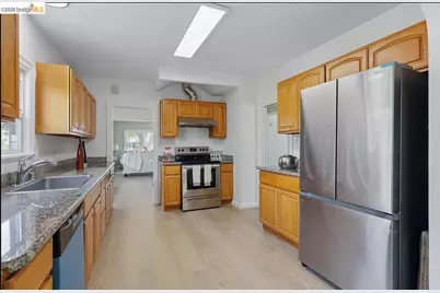 1826 Pacific Ave, Alameda, CA 94501 - Photo 8