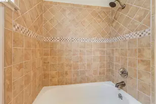 905 24th St, Oakland, CA 94606 - Photo 12