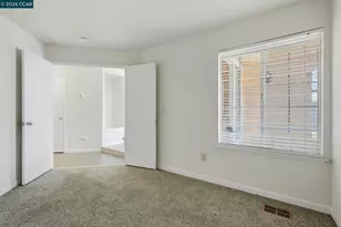 6033 Lakeview Cir, Fairfield, CA 94534 - Photo 16