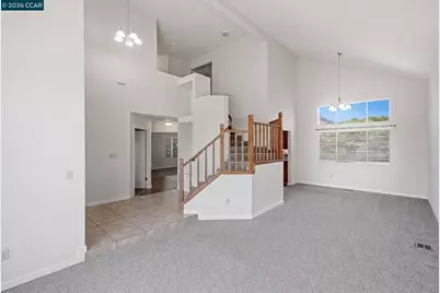 6033 Lakeview Cir, Fairfield, CA 94534 - Photo 6